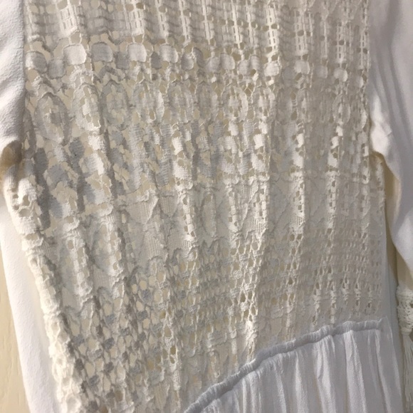 White dress - Picture 5 of 6